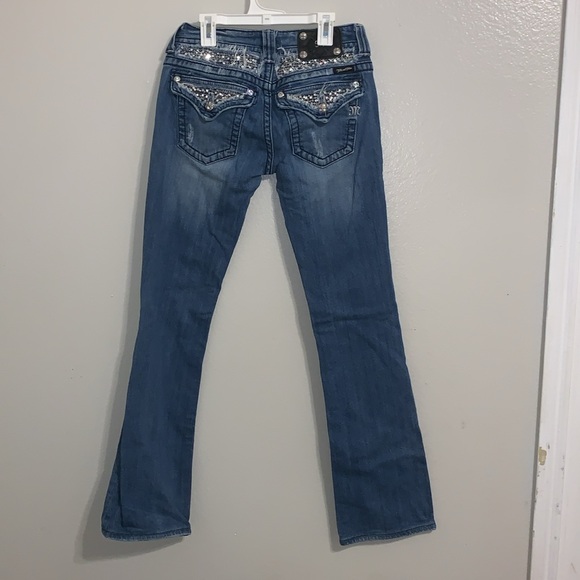 Women’s Denim Jeans - Picture 6 of 6